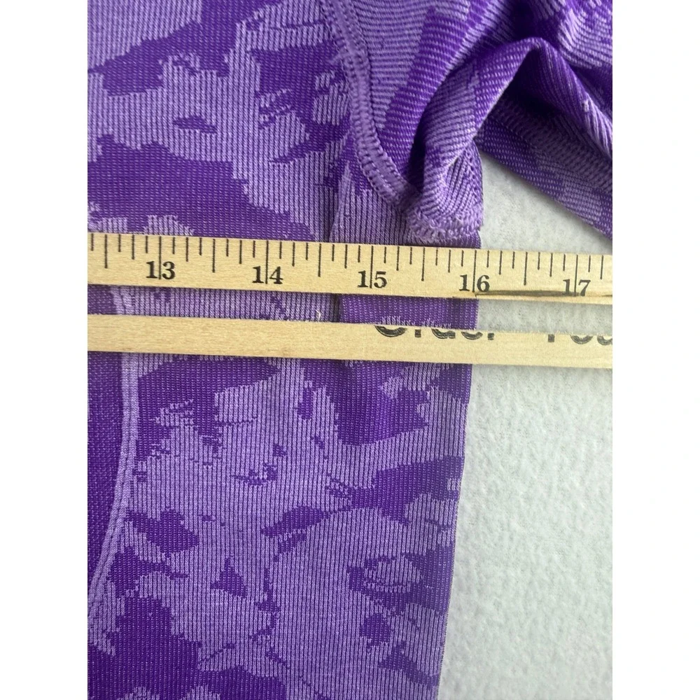 Lululemon Swiftly Tech Long Sleeve 2.0 Purple Camo Chevron Shirt Womens Size 8